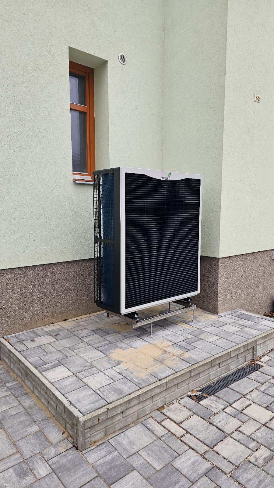 100 kW